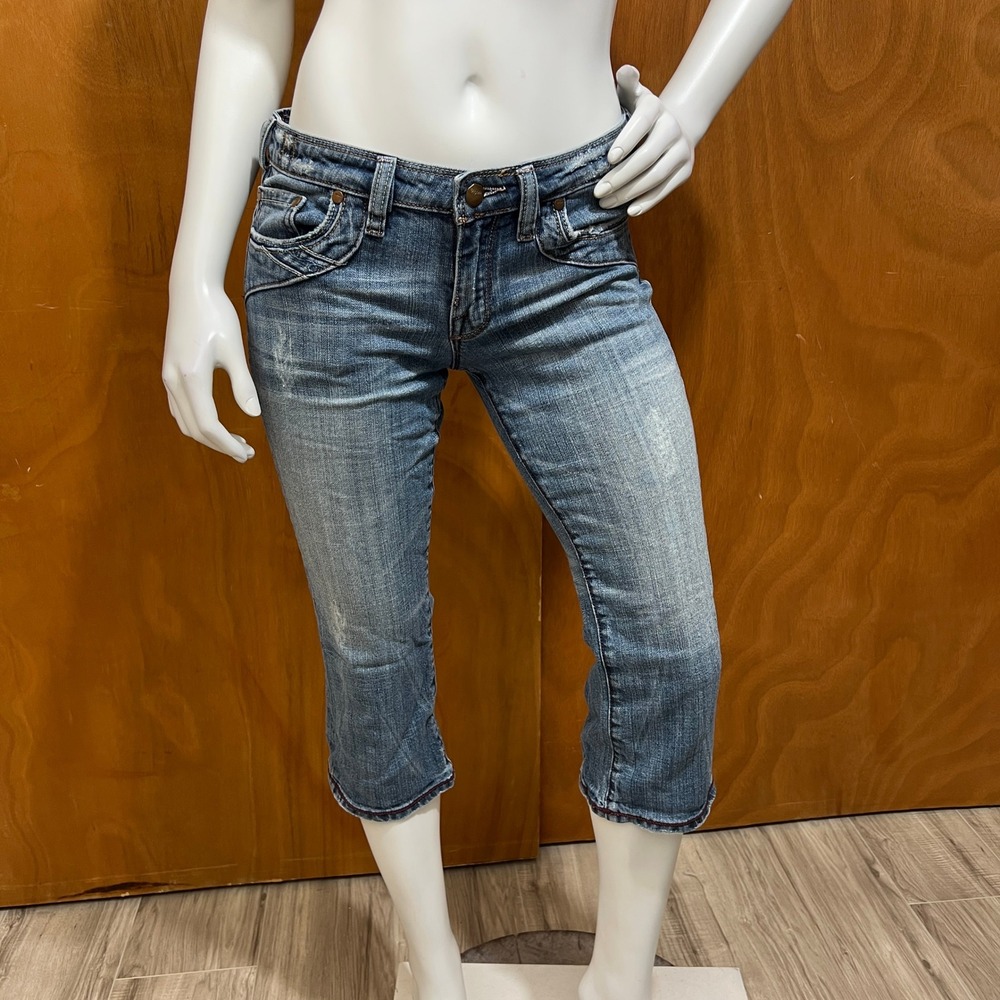 Vigoss Juniors Capri Jeans Size 7/8 Blue Low Rise Slim Fit Stretch Denim